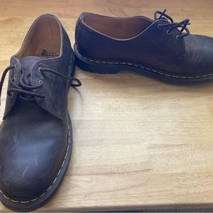 Dr Martin brown leather derby